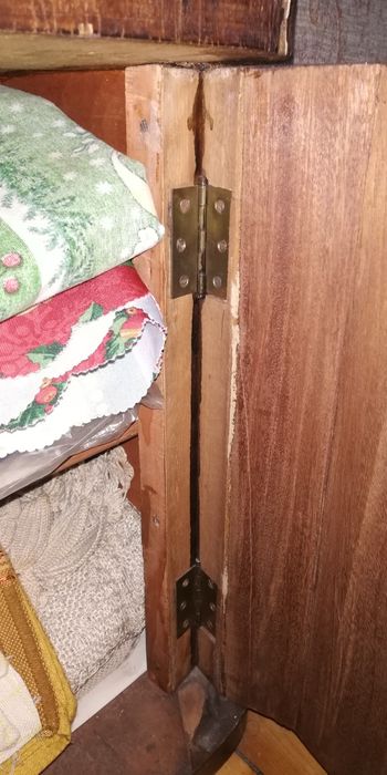 Стари ретро нощни шкафчета