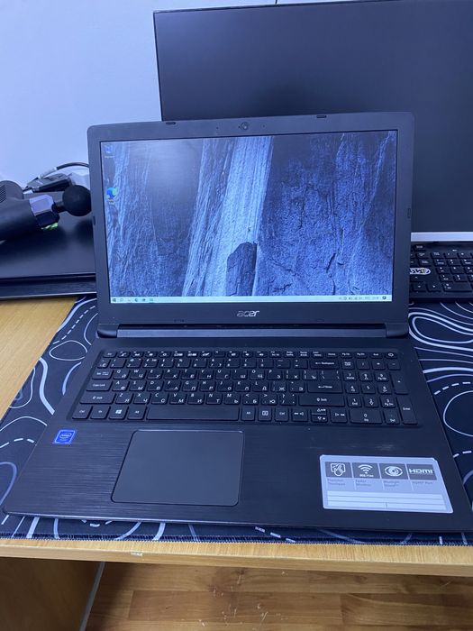 Ноутбук Асер почти новый