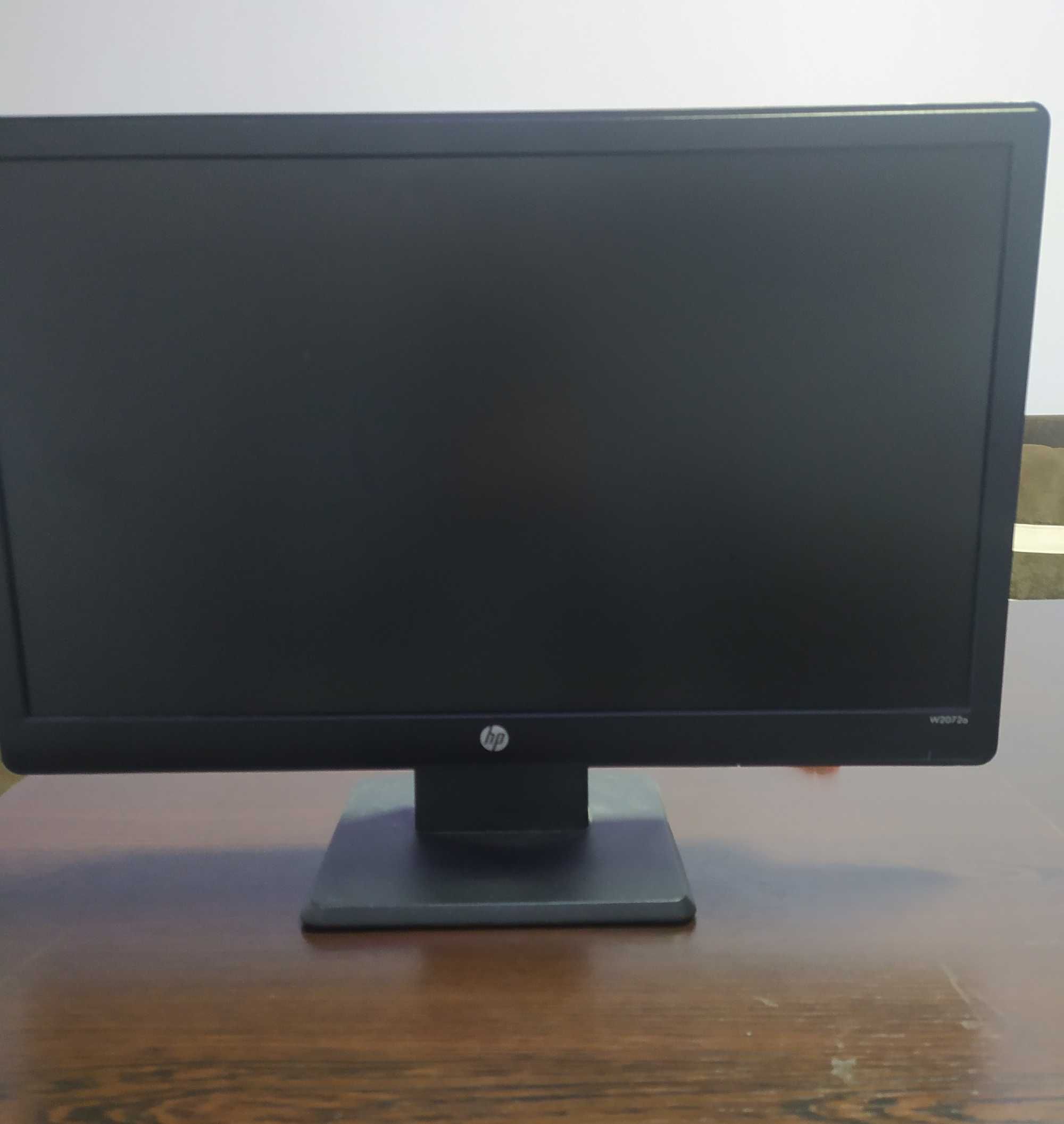 Монитор HP W2072a 20-In LED Backlit Monitor, 20 инча, НЕИЗПОЛЗВАН