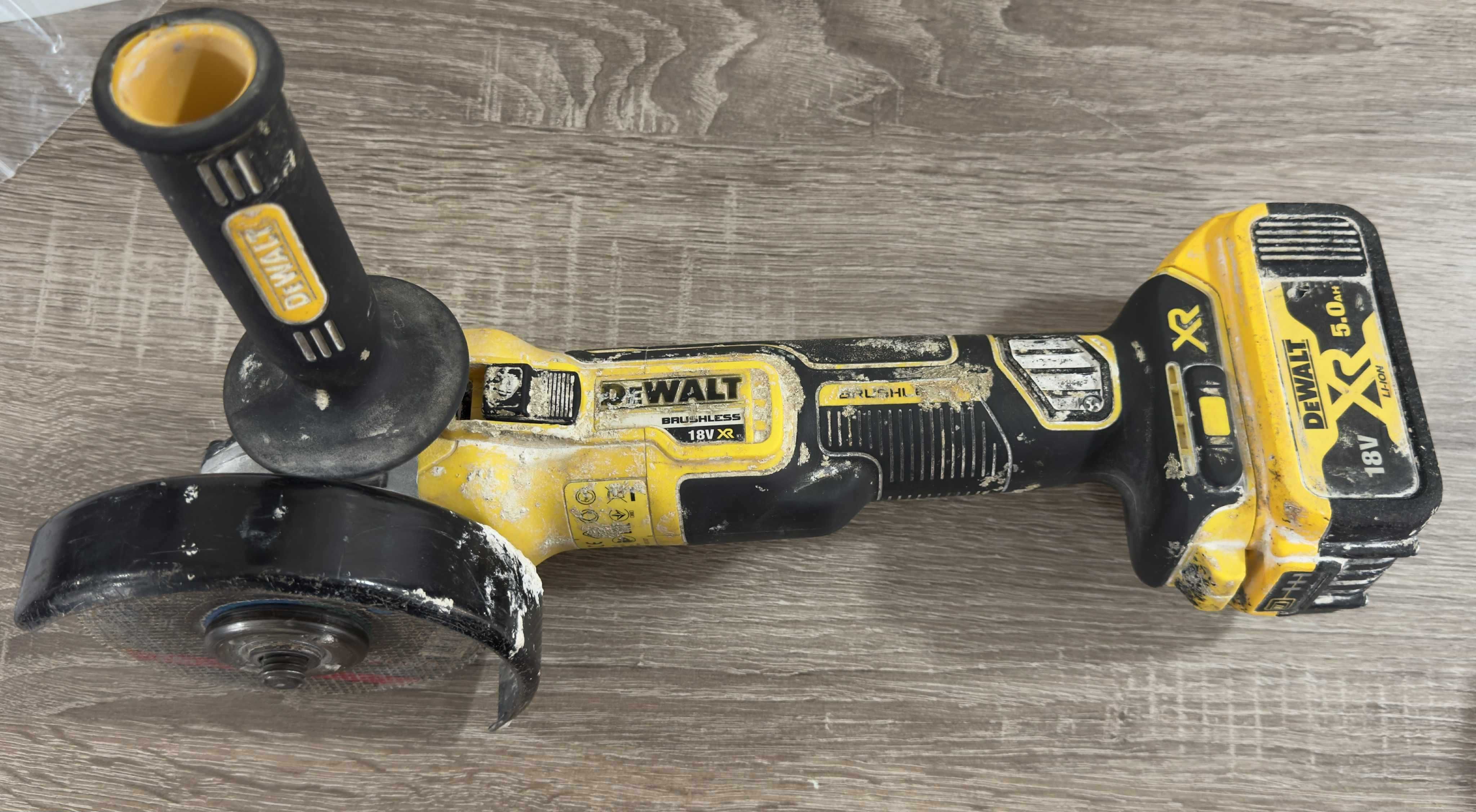 Ъглошлайф DeWALT DCG405
