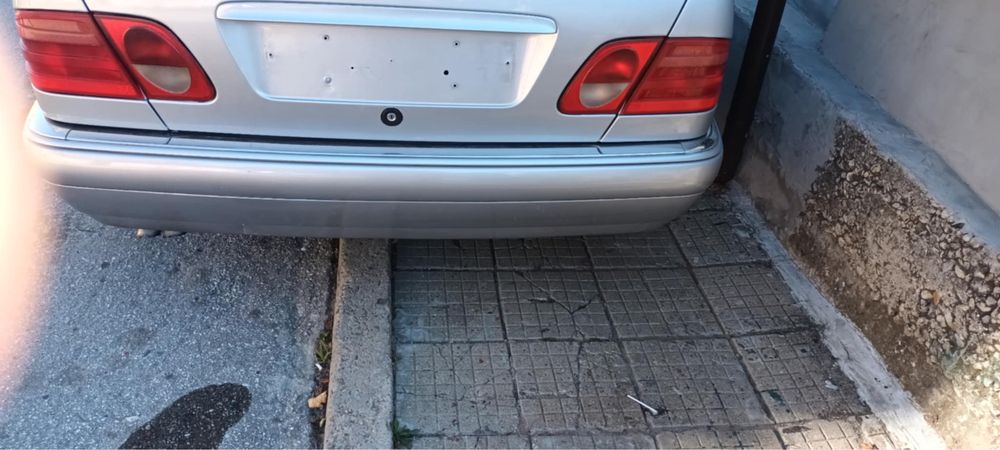 Задна броня за Мерцедес W210