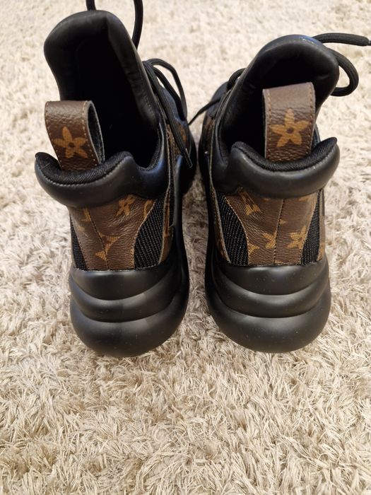Adidasi louis vuitton marimea 39