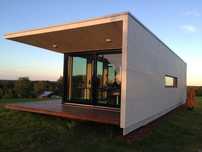 Acest container tip casă este construit din materiale durabile, rezist