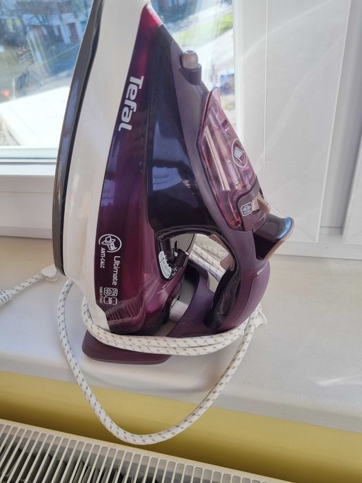 Fier de calcat Tefal Anti-Calc Ultimate