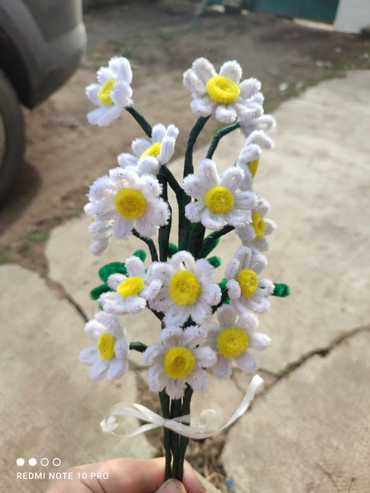 Flori la fir sau buchete.