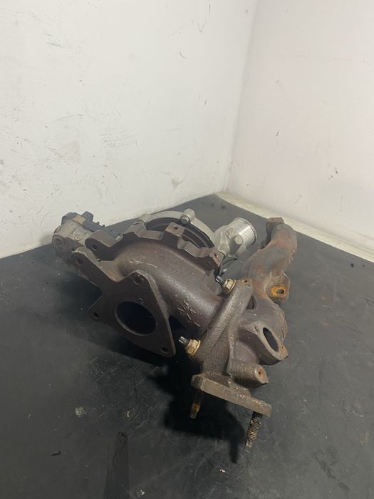 Turbina turbo Jaguar XF XJ 3.0 diesel V6 Ax2Q6k682CB | 778400