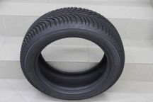 215/55-17 Michelin Alpin 5