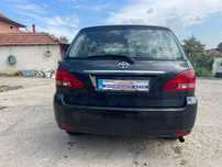 само на части Toyota Avensis Verso 2.0 116к