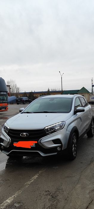 Lada xray luxe prestige sotiladi
