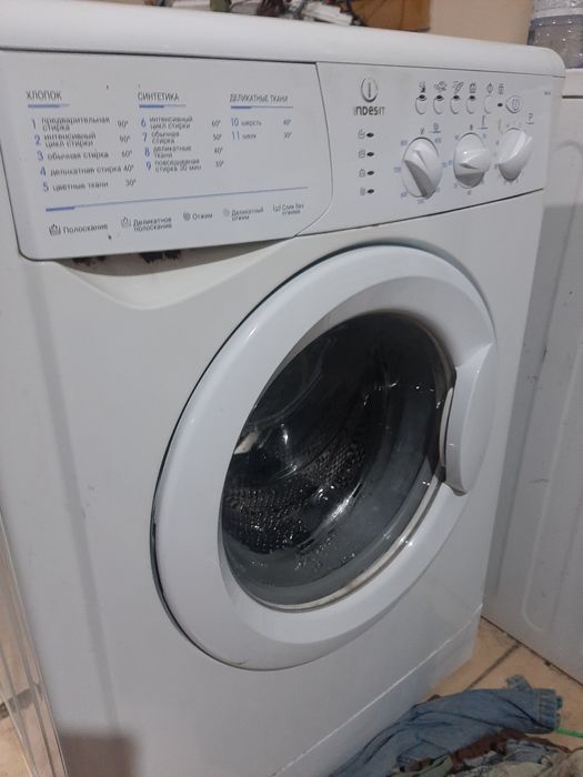 Стиральная машина Indesit на 6 кг. Гарантия. Доставка. Wh