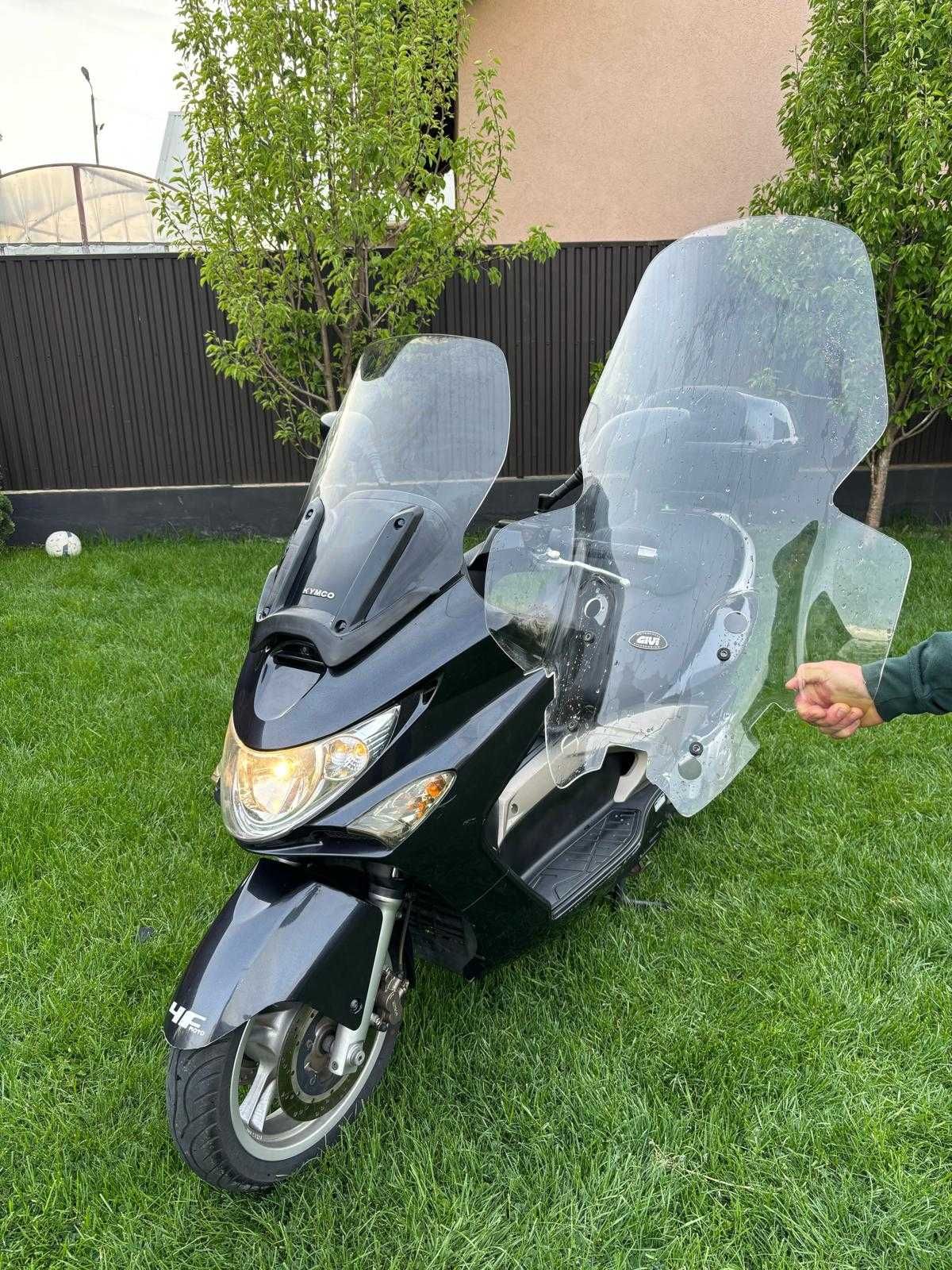Scuter kymco xciting 250