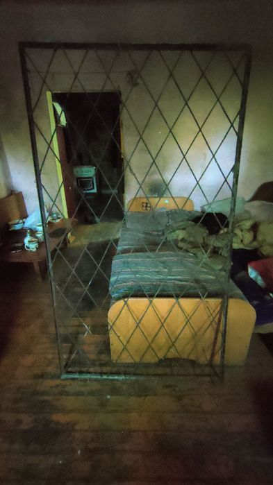 Большая решётка б/у