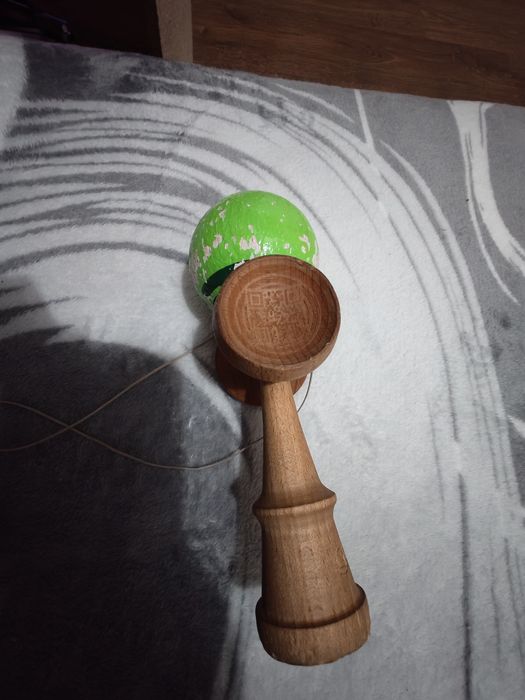 Kendama sweetd radar semnata de bisoi