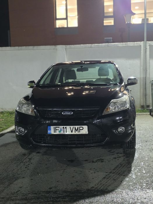 Vând Ford focus 2