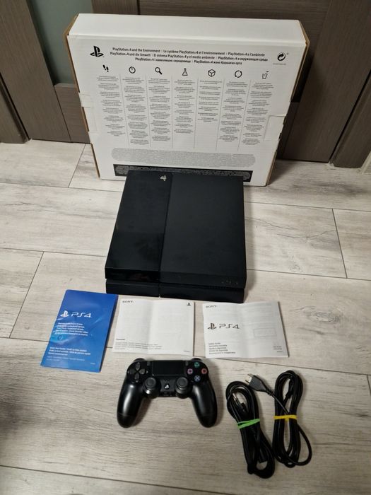 PS4 Playstation4, cutie + 57 jocuri