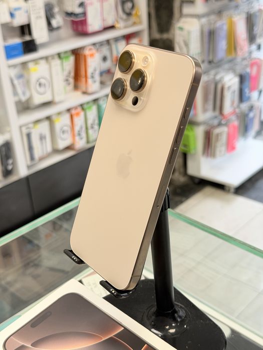 Apple iPhone 16 Pro Max 256Gb Desert Titanium