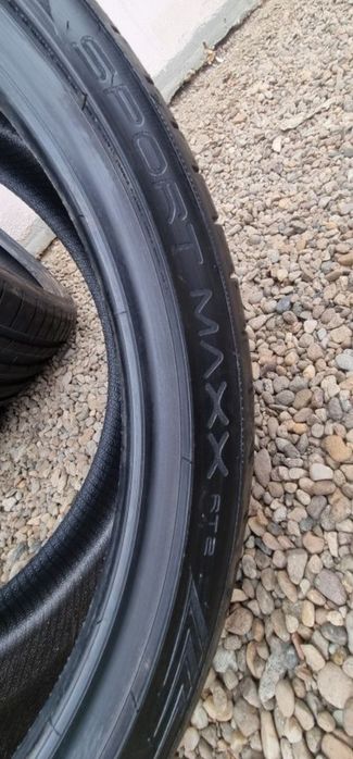 Anvelope Dunlop Sport Maxx RT2 
235/35 ZR19 91Y XL