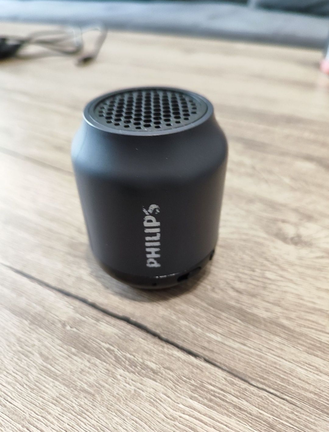 Тонколонка Philips