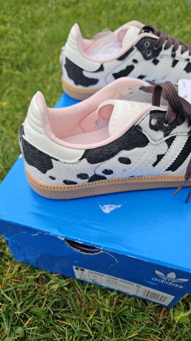 Adidas samba cow print size 37.5 true to size