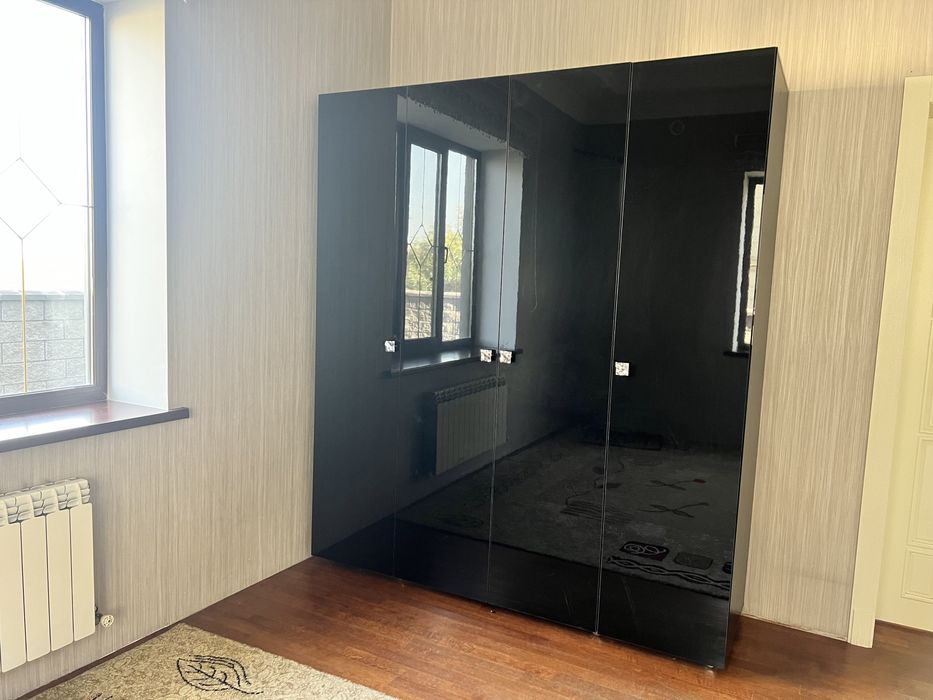 Спальный шкаф