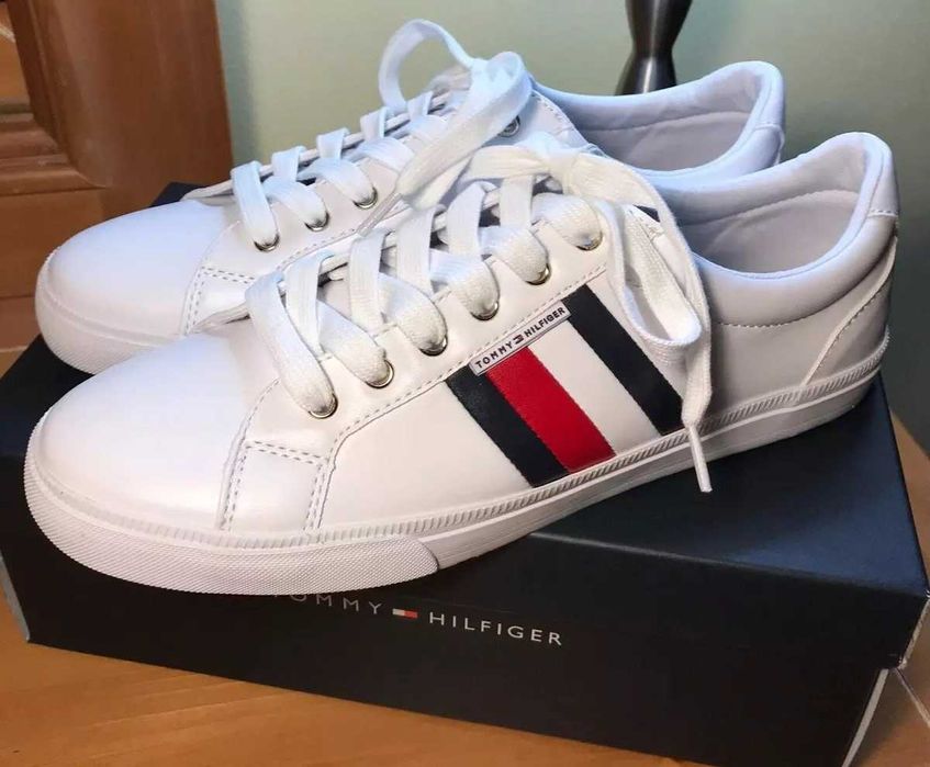 Tommy Hilfiger кроссовки, 41 размер