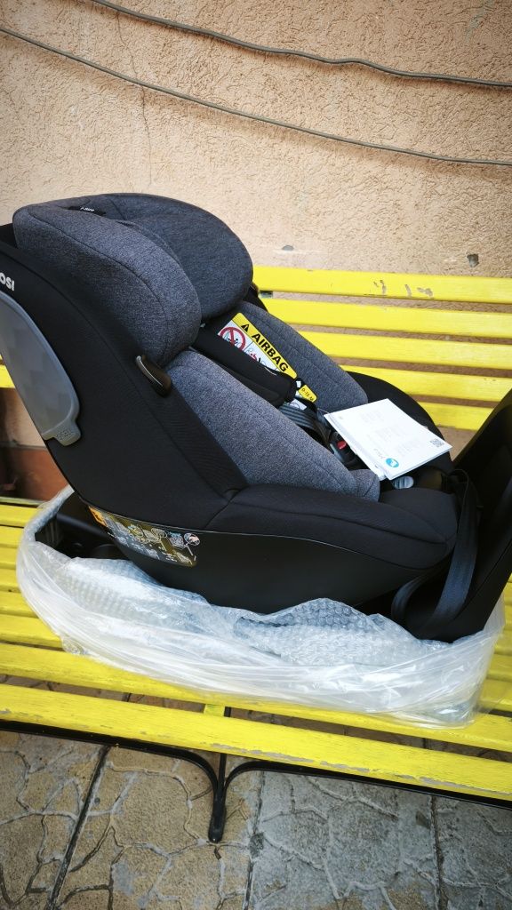 ЧИСТО НОВО! Детско столче за кола Maxi Cosi Mica I-Size 0-18 кг. ISOFI