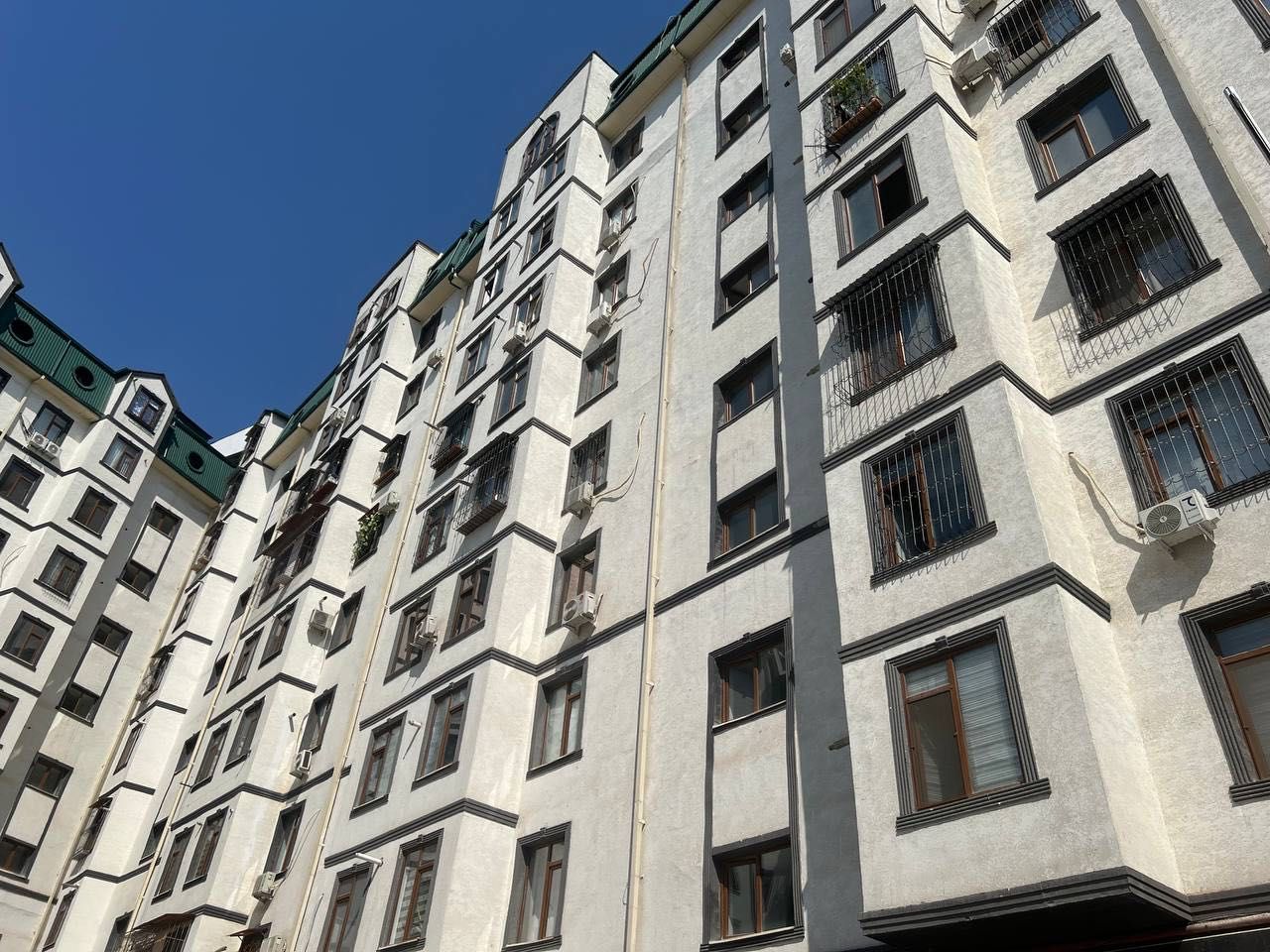 ЖК Соломатина Продается 5 комнатная коробка Братские могилы Яккасарай