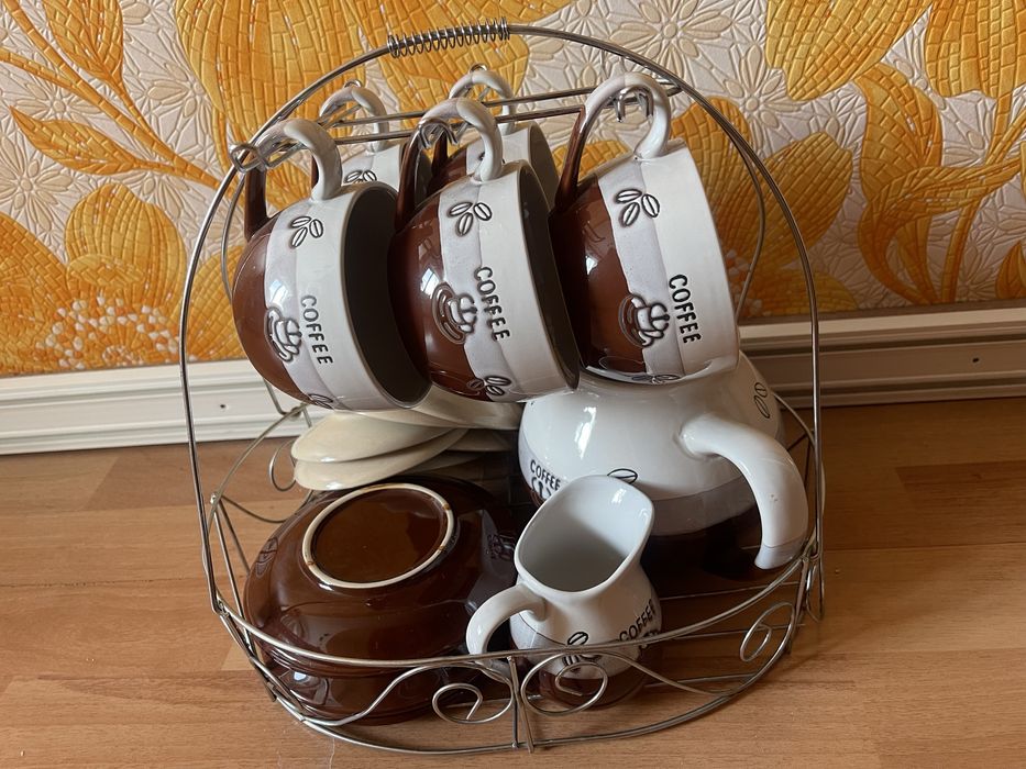 Продам кофейный сервиз в хорошем состоянии