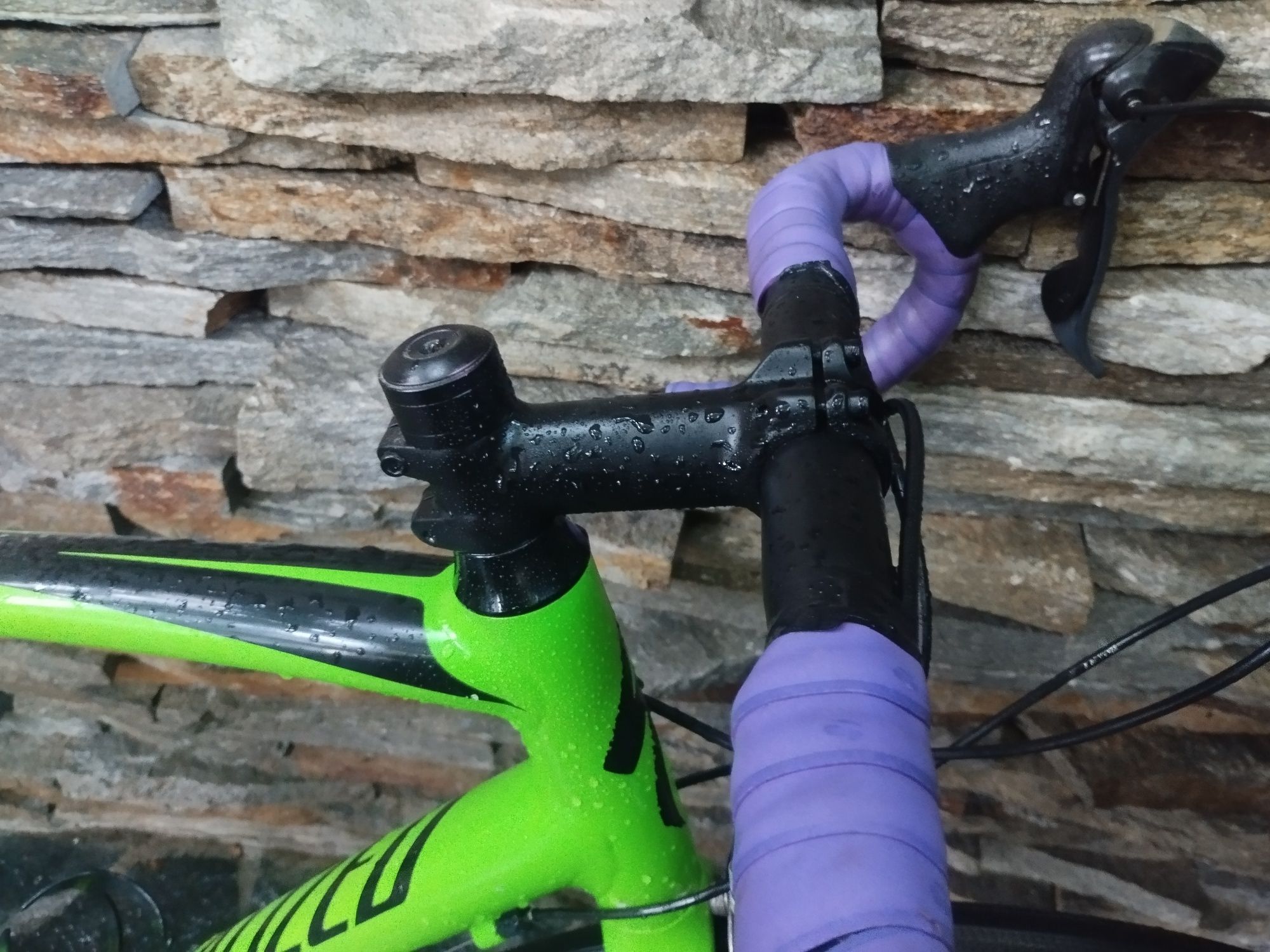 Велосипед алуминиев колело SPECIALIZED висок клас неразличим от нов
