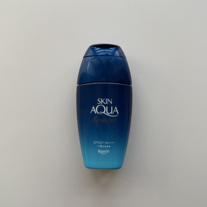 Skin Aqua Serum UV Японски Слънцезащитен Серум/Флуид