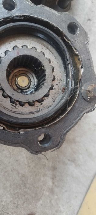 Автоматични оригинални хъбове за Сузуки Джимни 1999 год