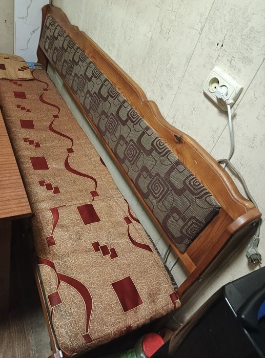 Кухонный гарнитур ва угадок срочно сотилади