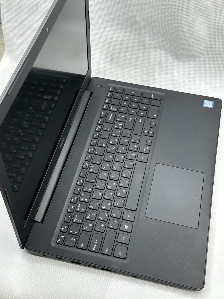 Ноутбук Dell Latitude 15.6"