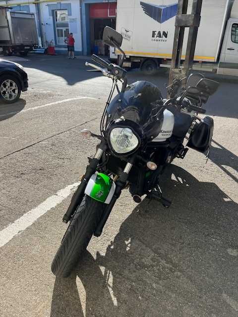 Kawasaki Vulcan S cafe, intretinut, accesorizat