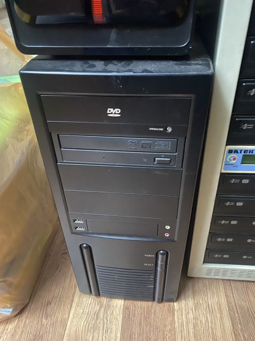 Системный блок рабочий несколько штук каждую по 20000 т.