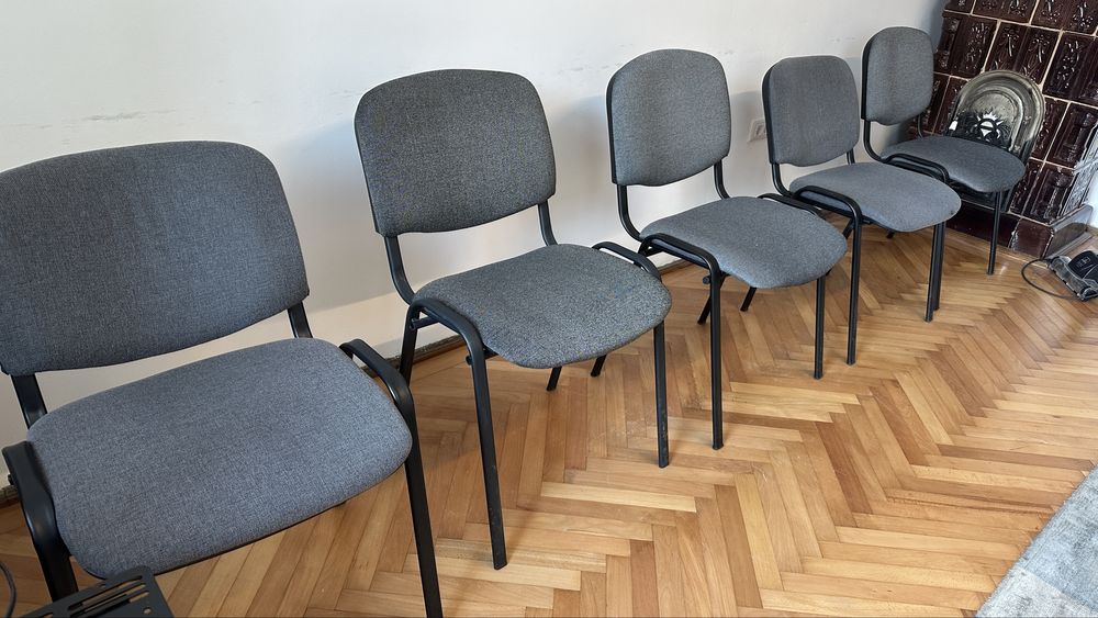 Vand scaune conferinta / sedinte / vizitator