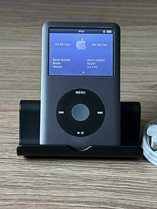 Ipod Classic 7th gen MC297 250gb SSD NOU perfect functional+cablu date