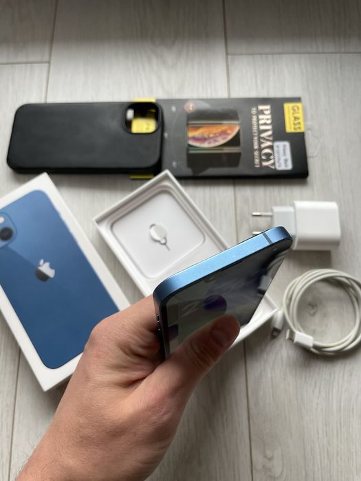 • Iphone 13 blue • FULLBOX •