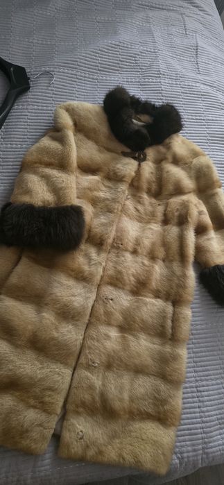 Продам срочно! Норковая шубка. 42-44.  Без потертостей