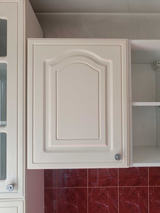 Цяла кухня без уредите