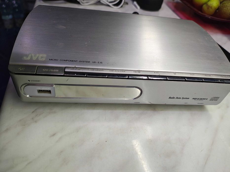 Radio cd cu amplificare Jvc MP3 boxe