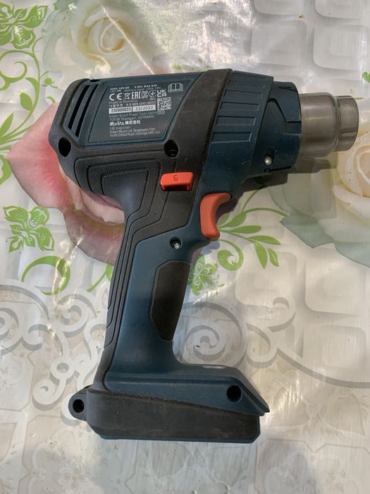 Bosch GHG 18V-50/акумулаторен пистолет за горещ въздух