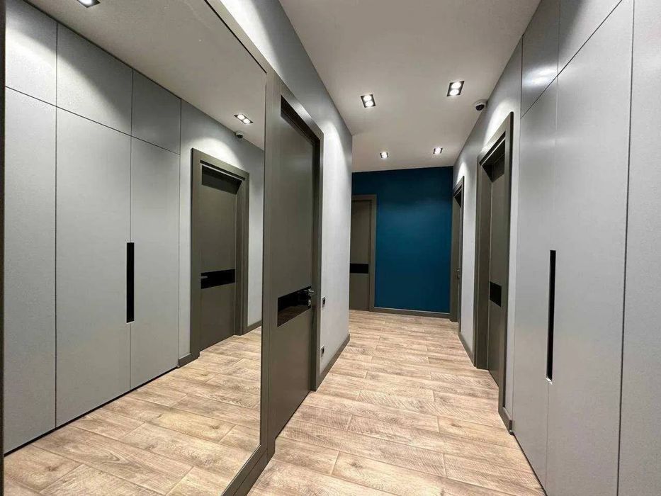 Сдается 3х Комнатная Квартира В Мирабад Авеню !