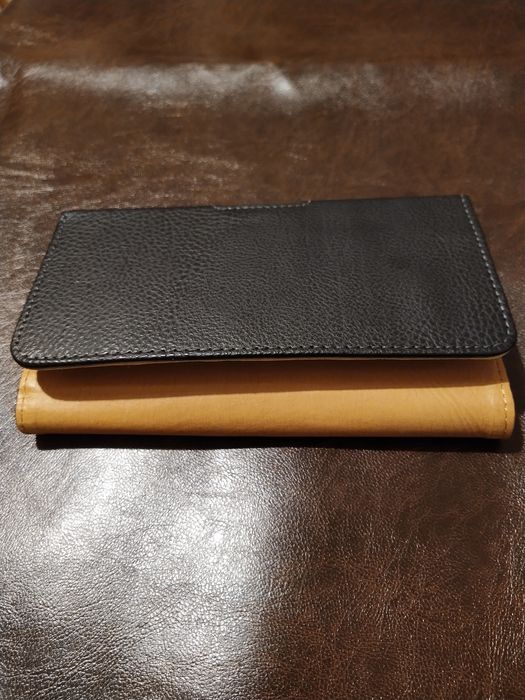 Husa din piele pt. smartphone de prins la curea