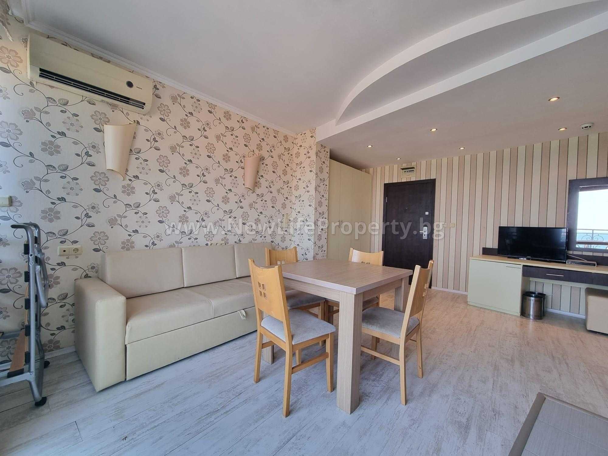 Двустаен апартамент с гледка море в „Grand Hotel St. Vlas“, Свети Влас