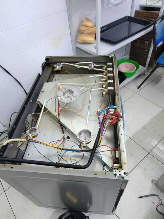 Ремонт духовок. Варочных поверхностей. Микроволновок. Электроплит.