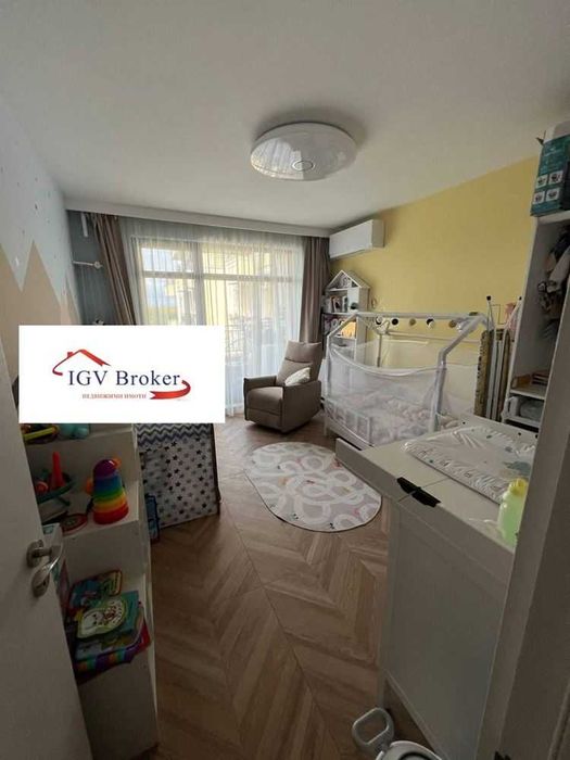 Тристаен апартамент в кв Витоша