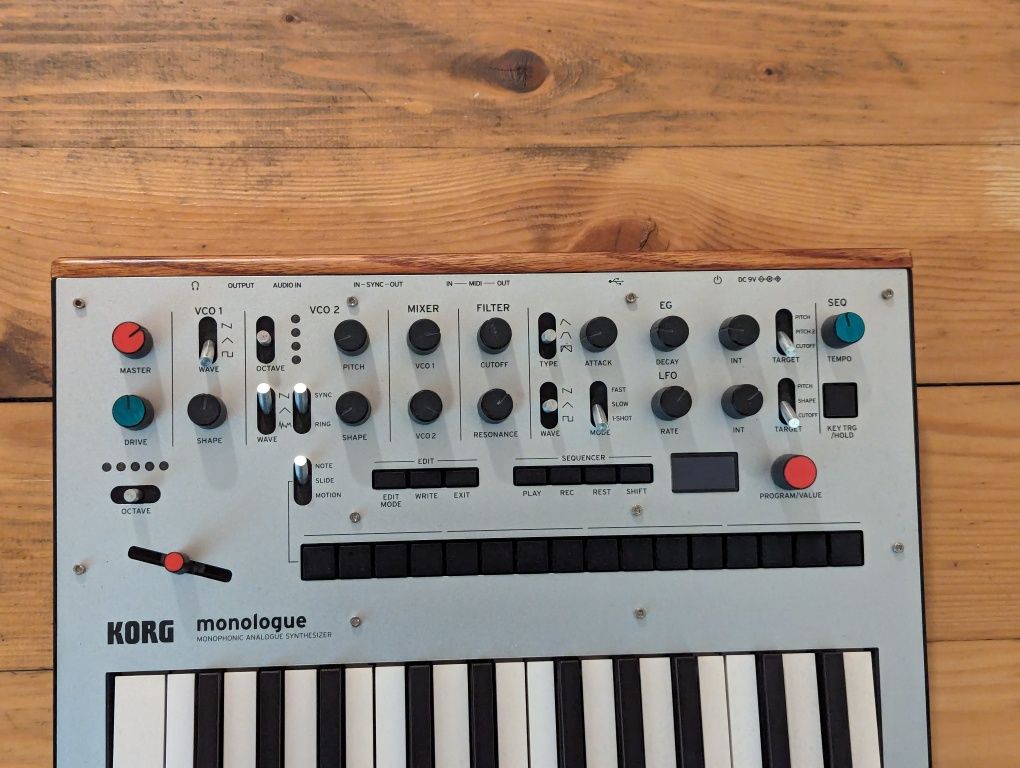 Korg Monologue Silver Synth Sintetizator Analog