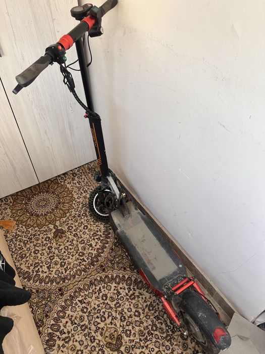 Электро самоката гуго м4