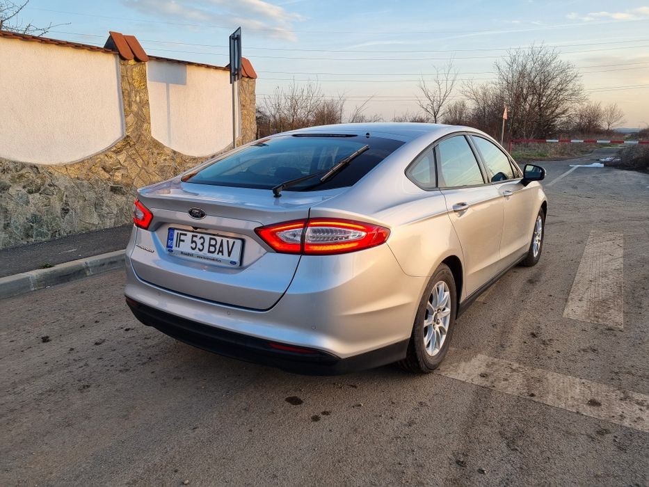 Ford Mondeo automat - Garantie 2 ANI la reprezentanta